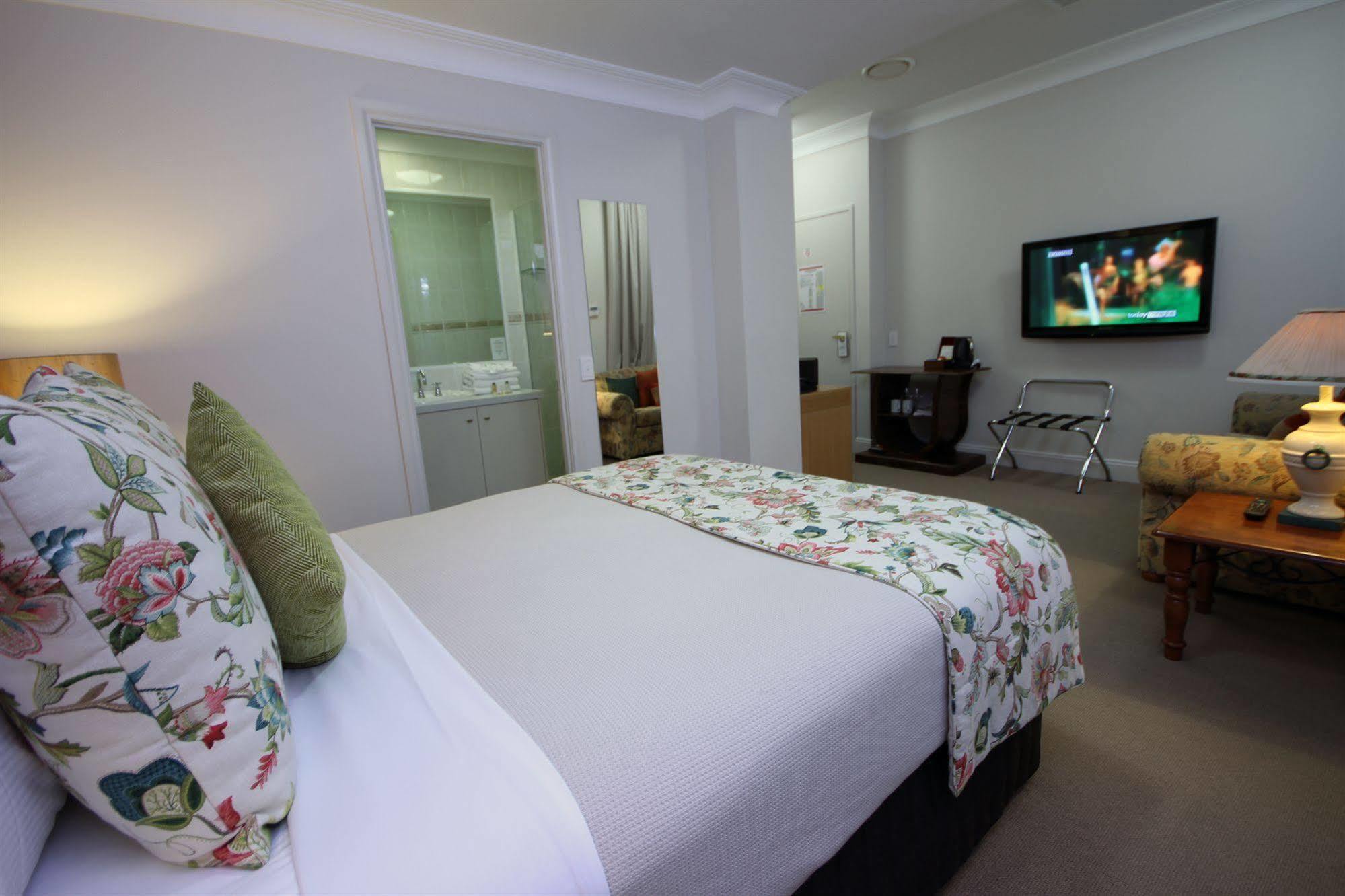 Manor Apartment Hotel Брисбен Экстерьер фото